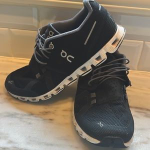 ON Running  Cloud Sneaker 6.5 black